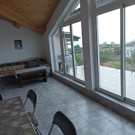 Stai Za Gosti Bazdarovi * Бяла