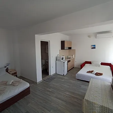 Apartman Stai Za Gosti Bazdarovi